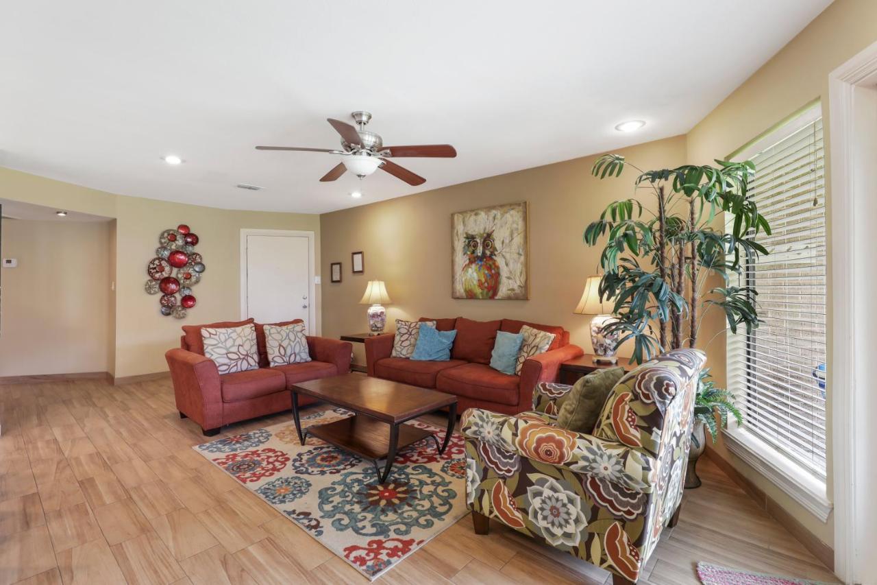 סאות' פאדרה איילנד Ground Floor Beachfront Beauty! Steps To The Beach And Pool מראה חיצוני תמונה